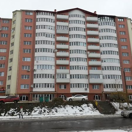 Apartment On Demyanchuka 1A Rivne Esterno foto